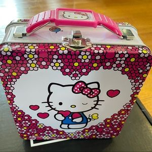 Hello Kitty Tin Box Trinket Case Love Heart Sanrio